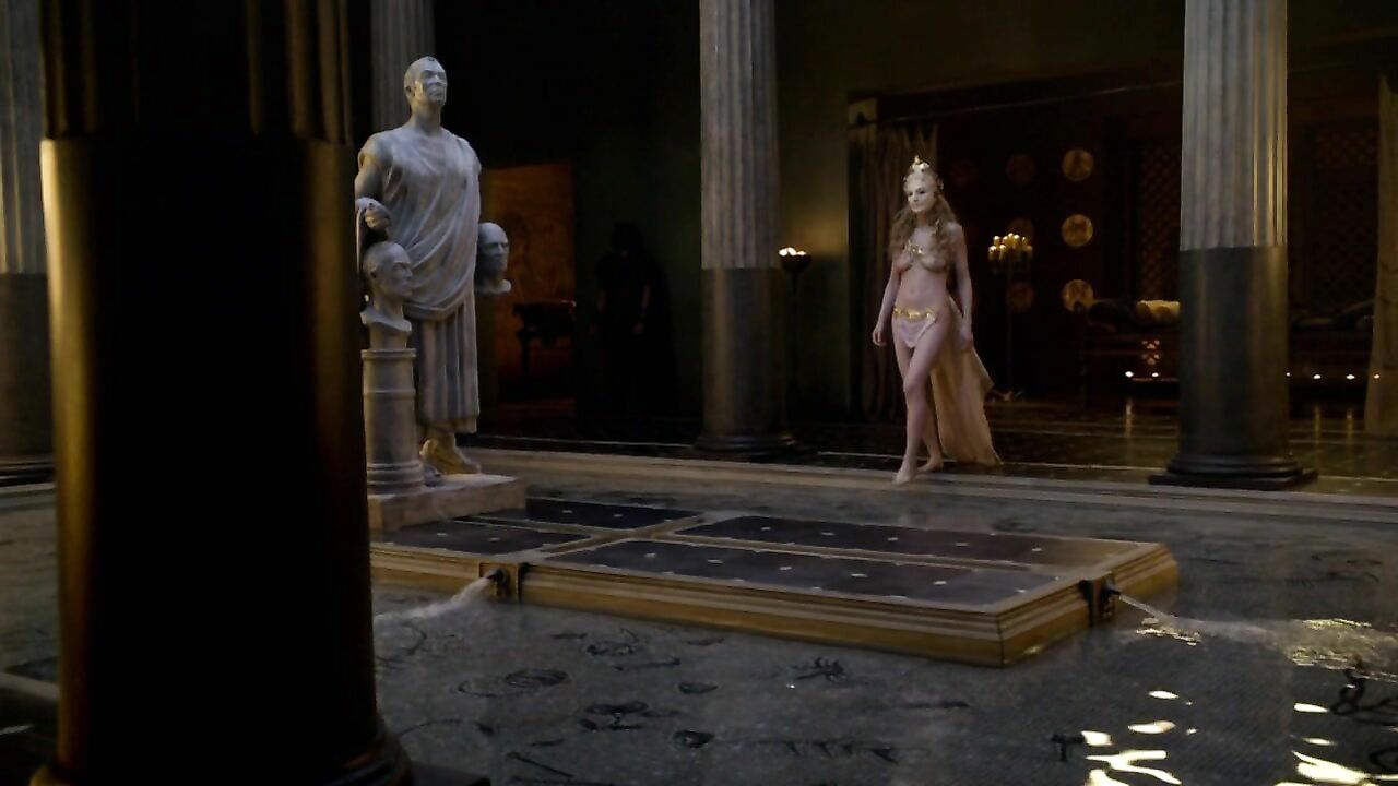 Viva Bianca nude, sex scene from Spartacus: Blood and Sand s01e09 (2010)