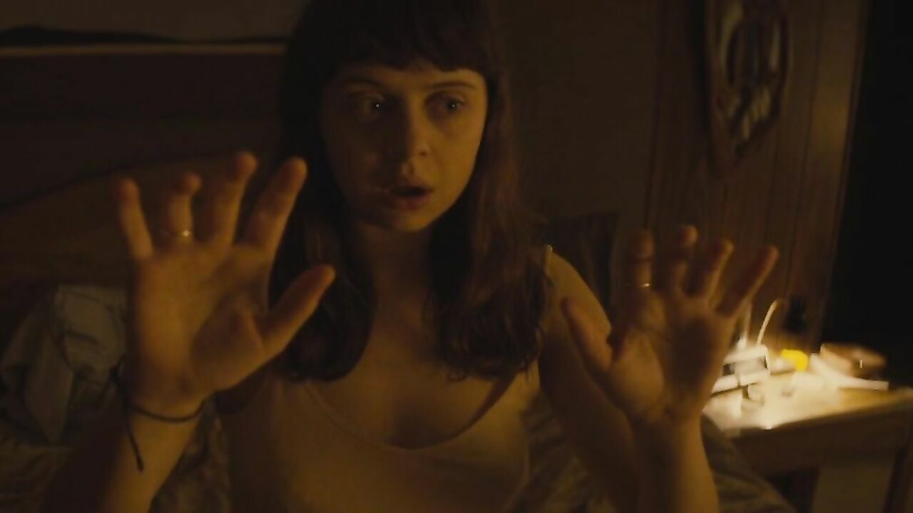 Bel Powley nude, sex scene from The Diary of a Teenage Girl (2015)