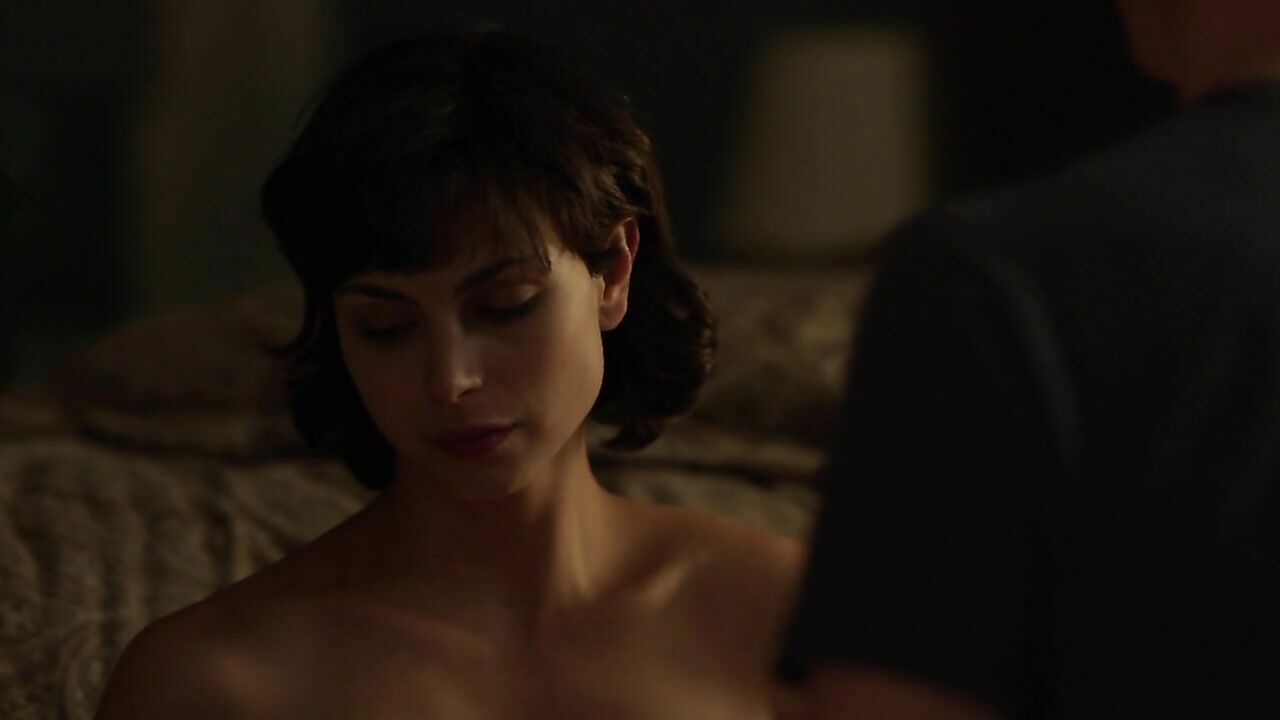 Morena Baccarin nude, scene from Homeland s01e03 (2011)