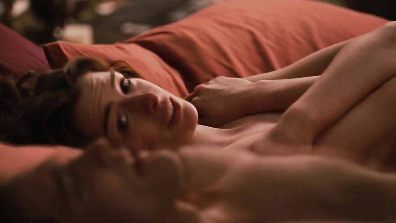 Anne Hathaway nude, sex scene from Love and Other Drugs (2010)