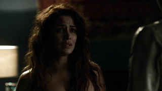 Shivani Ghai nuda, scena da Dominion s02e11 (2015)