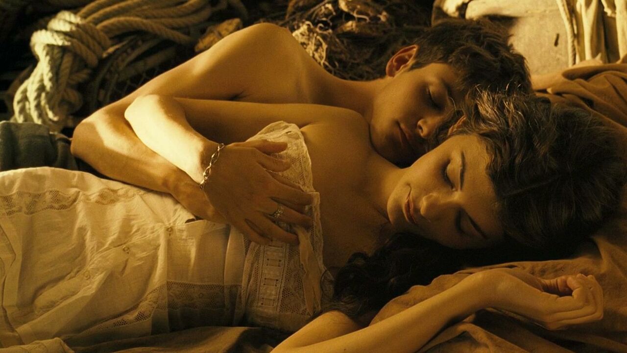 Audrey Tautou nude, sex scene from A Very Long Engagement (2004)