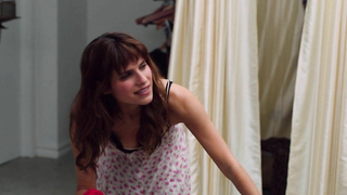 Margarita Levieva nuda, Lake Bell sexy, scena di sesso da How to Make It in America s02e01,02 (2011)