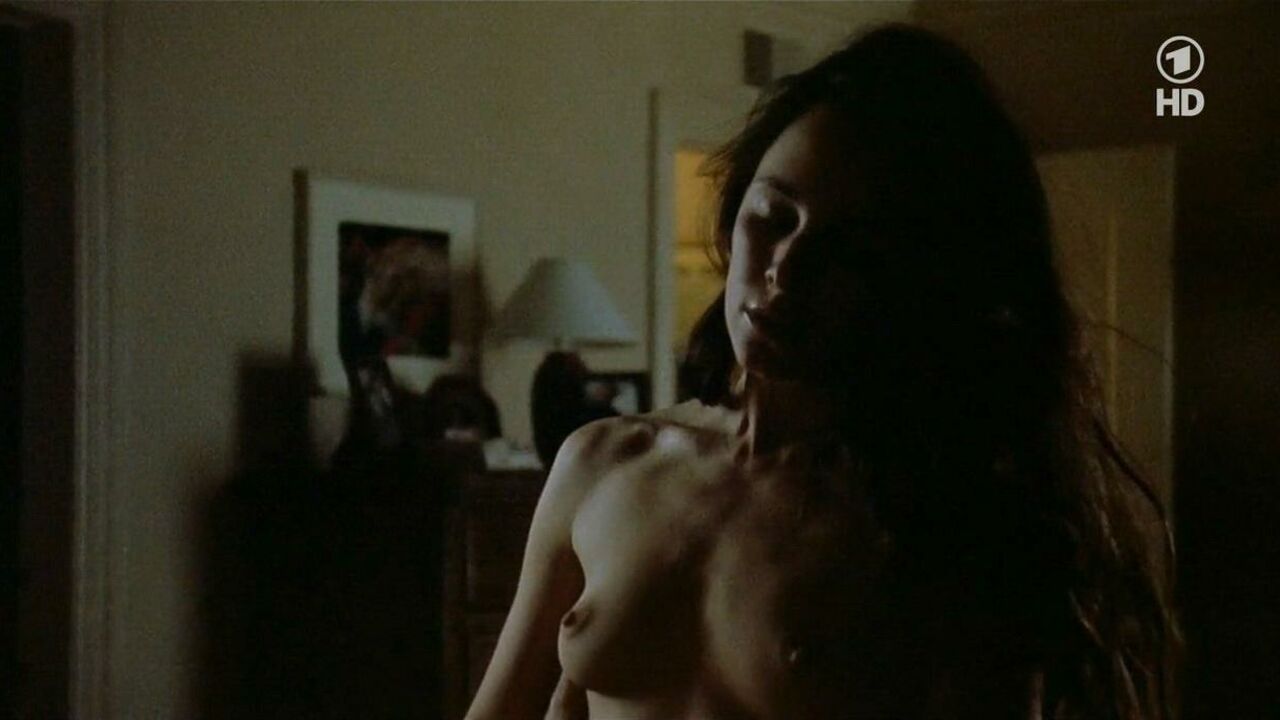 Madeleine Stowe nackt, Sexszene aus Unlawful Entry (1992)