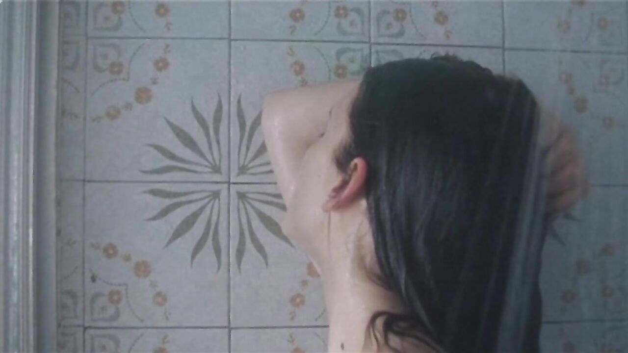 Melanie Laurent nude, scene from La chambre des morts (2007)