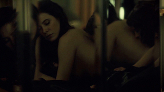 Katharine Isabelle sexy, Caroline Dhavernas sexy, sex scene from Hannibal s03e06 (2015)