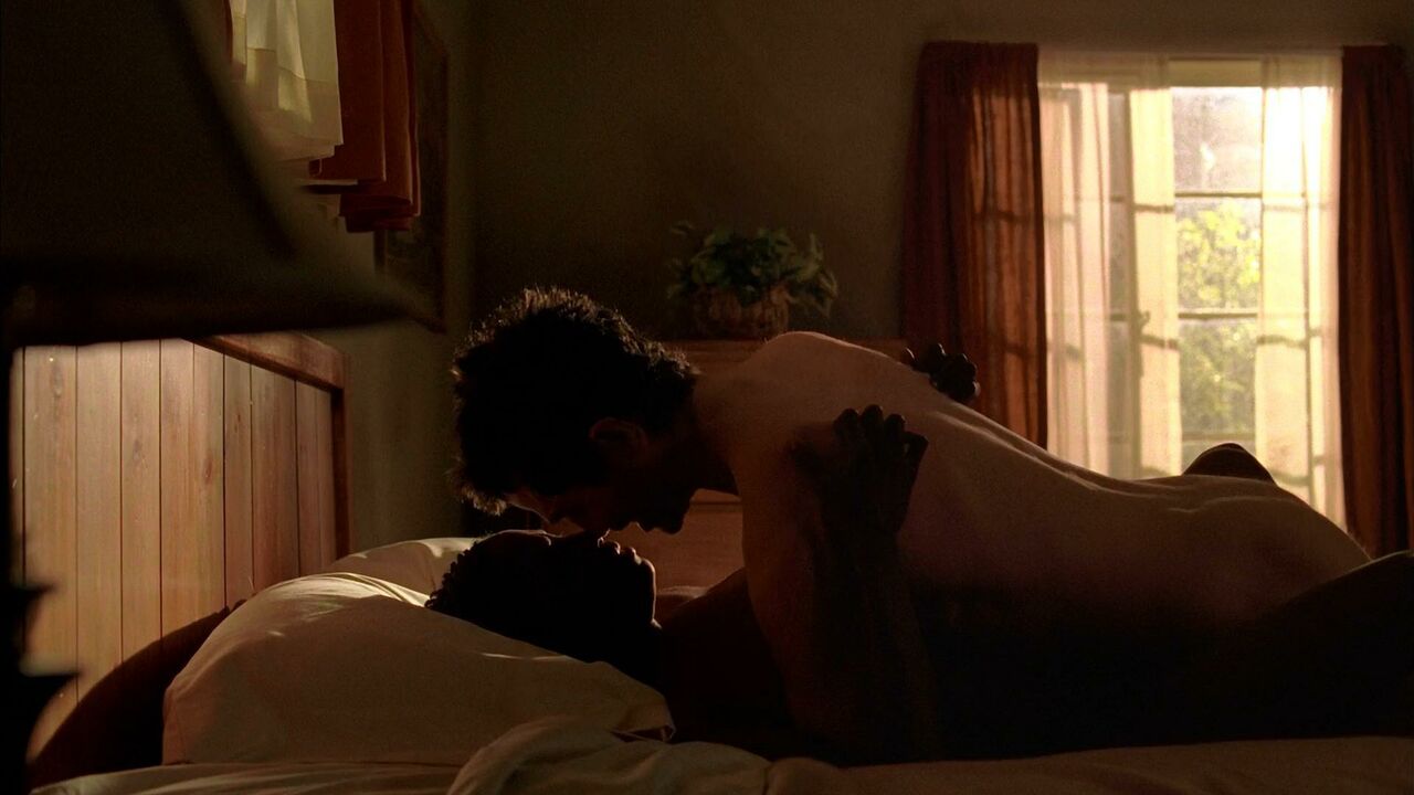 Rutina Wesley sexy, Natasha Alam sexy, sex scene from True Blood s03e03 (2010)