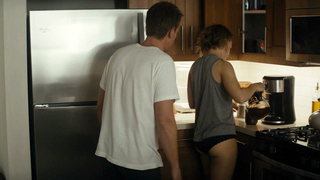 Rachel McAdams sexy, Jacqui Holland nua, Leven Rambin sexy, cena de True Detective s02e01 (2015)