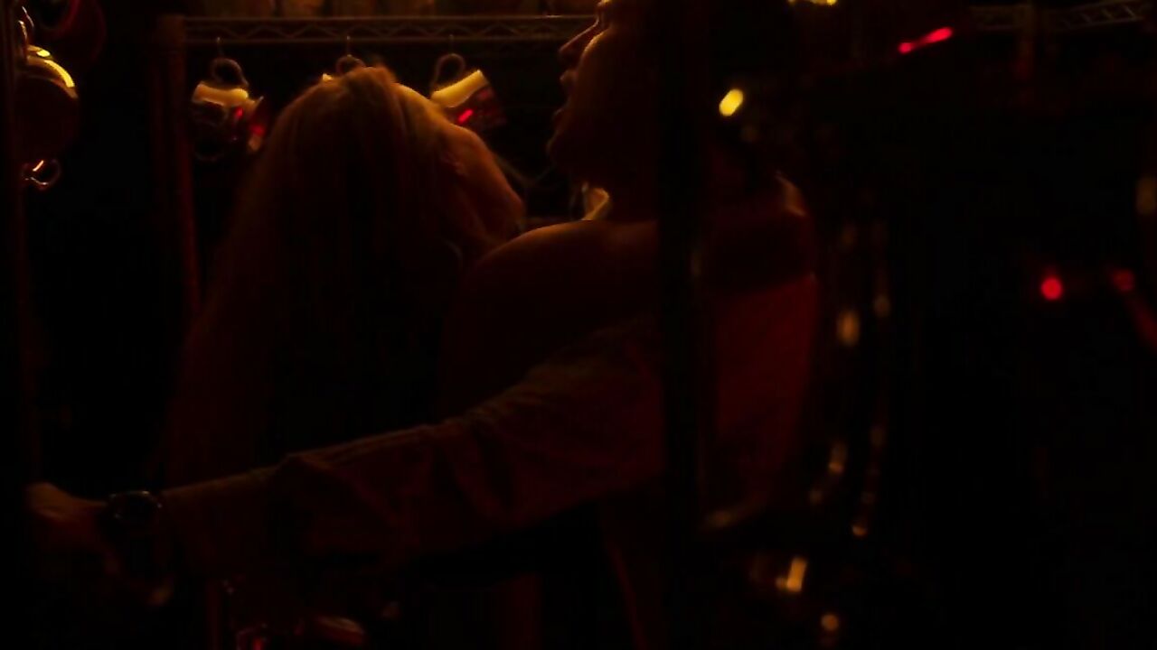 Betty Gilpin sexy, sex scene from Nurse Jackie s07e05 (2015)