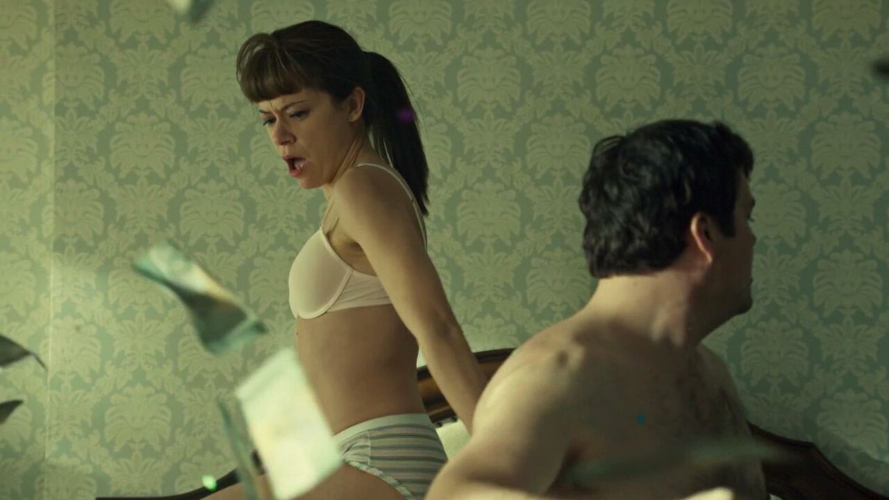 Tatiana Maslany sexy, scene from Orphan Black s03e06 (2015)