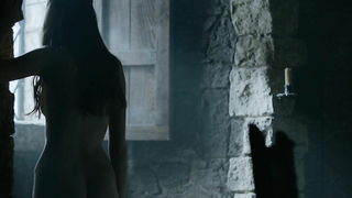 Charlotte Hope çıplak, Game Of Thrones s05e05 (2015)'ten seks sahnesi