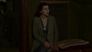 Evan Rachel Wood nago, scena z Mildred Pierce (2011)