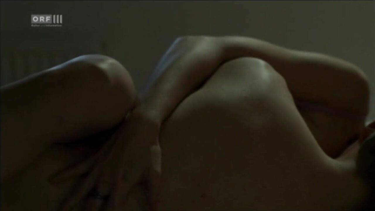 Ursula Strauss nude, sex scene from Bose Zellen (2003)