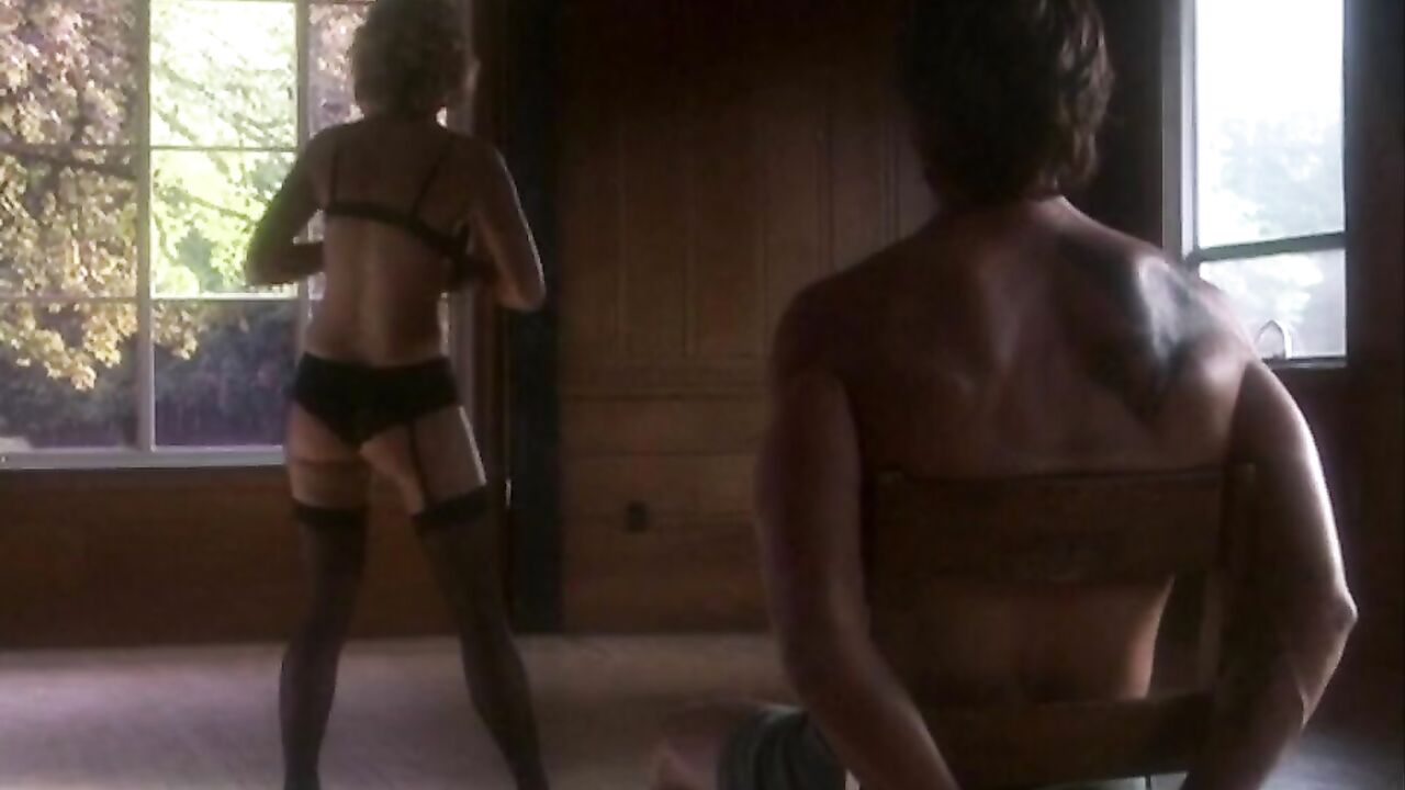 Lindsay Maxwell nude, erotic scene from Deep Evil (2004)