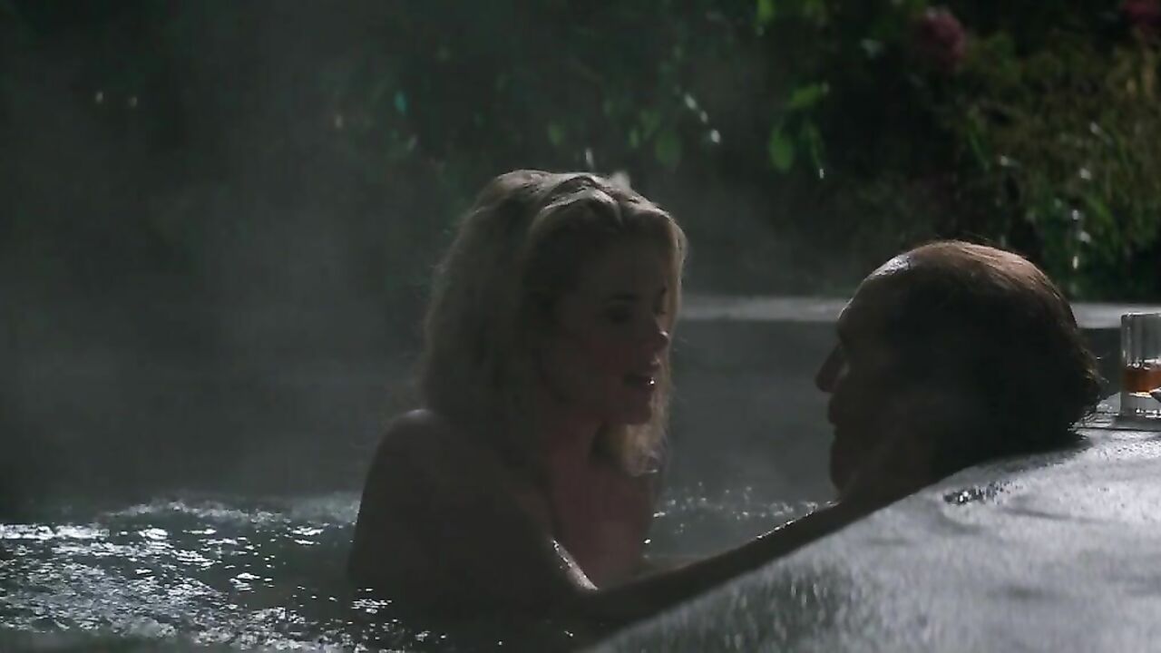 Rachael Taylor sexy, Sex scene from Gold (2016)